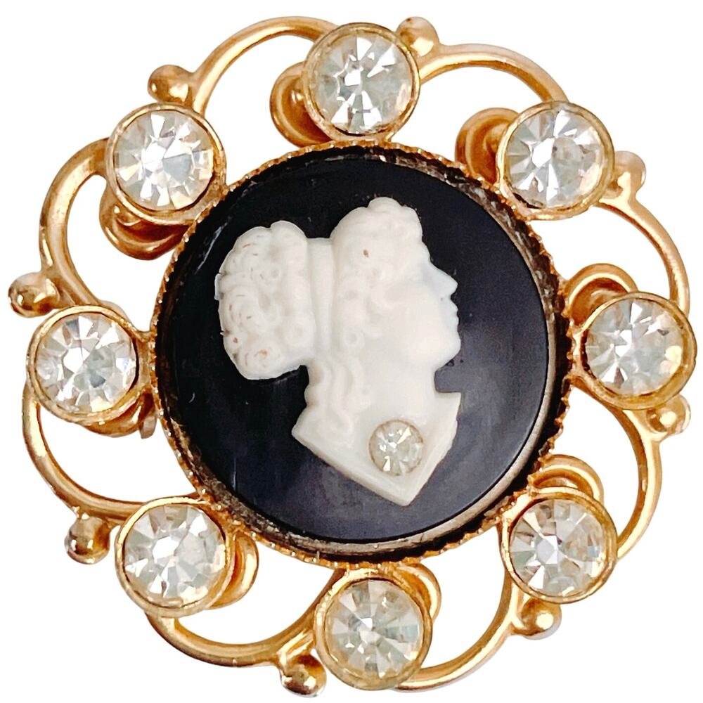 Small Vintage 60s Cameo Brooch Gold Tone Filigree Rhinestone Mid Century Pin